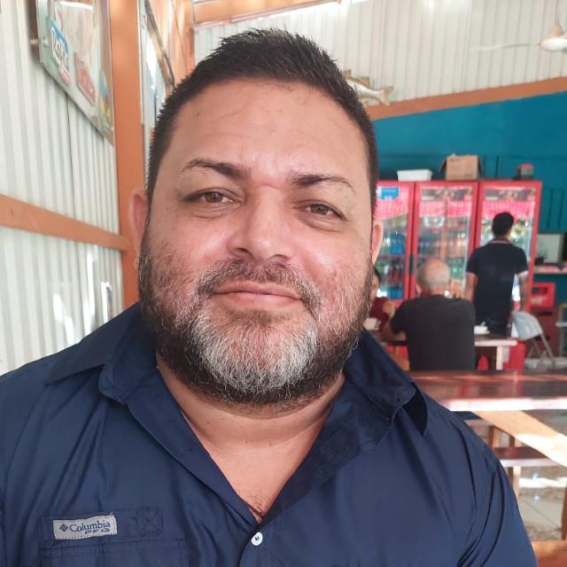 <strong>Carlos M.</strong>
