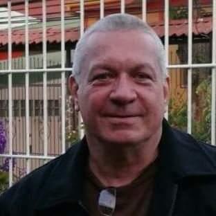 <em><strong>Carlos G.</strong></em>
